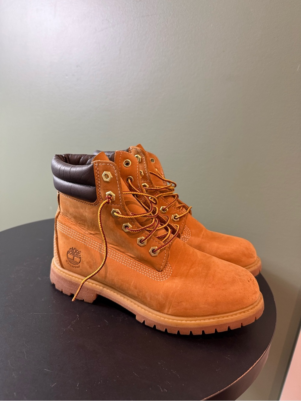 Classic teens Wheat Boots - Brown Padded Collar